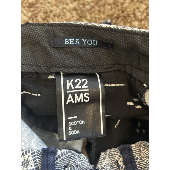 Scotch and Soda Men's 29 Sea You Shorts Navy Blue White Floral Pattern - Picture 6 of 7